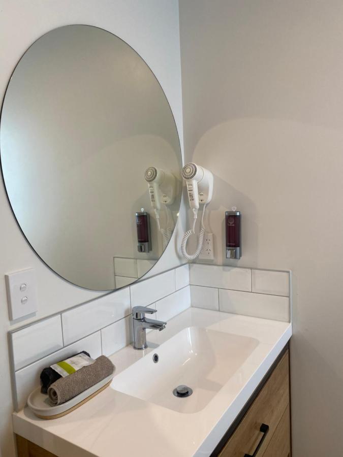 Norton Motel Гамильтон Экстерьер фото